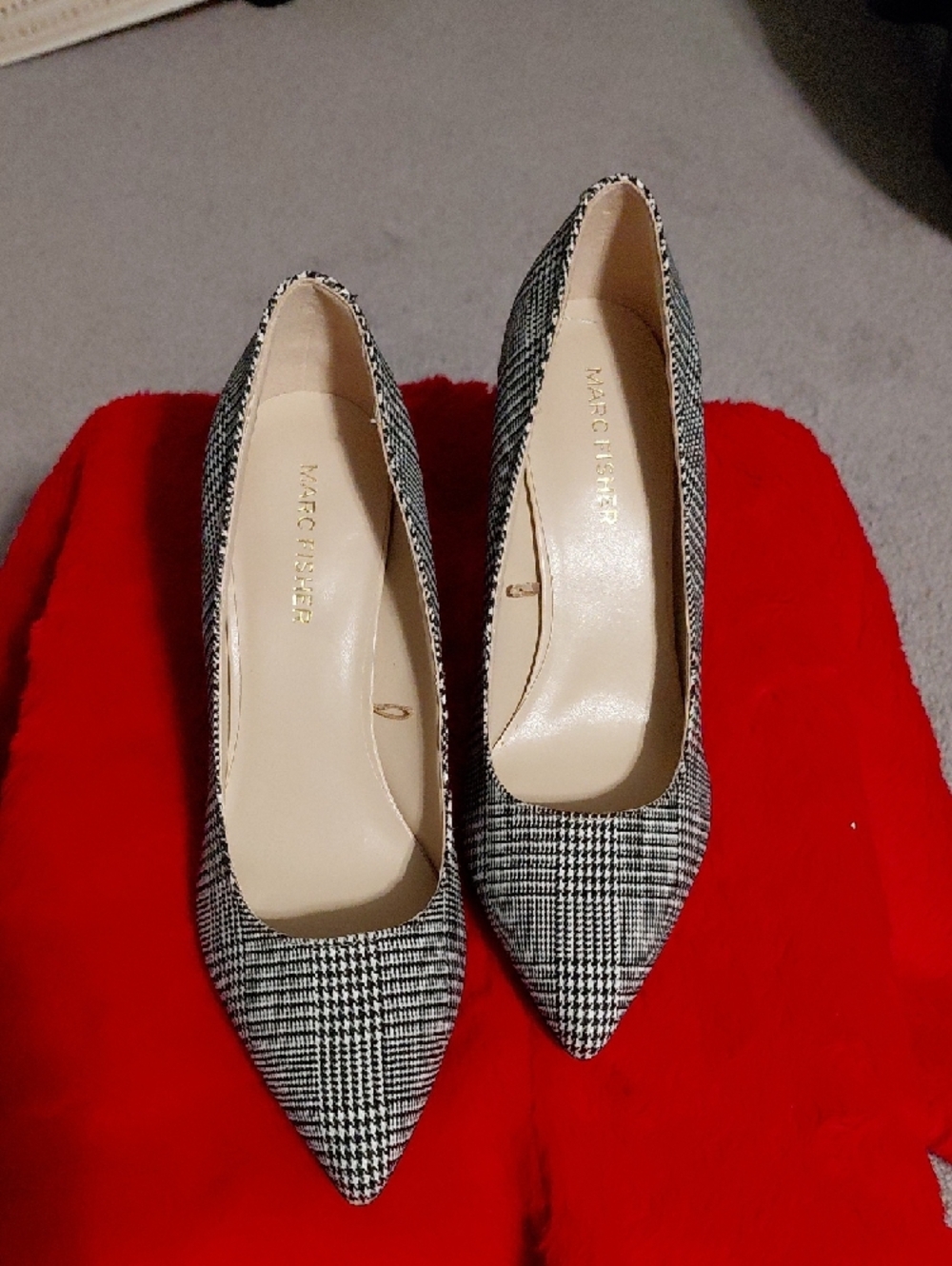 Marc Fisher Black and White Pointed Houndstooth Pump
